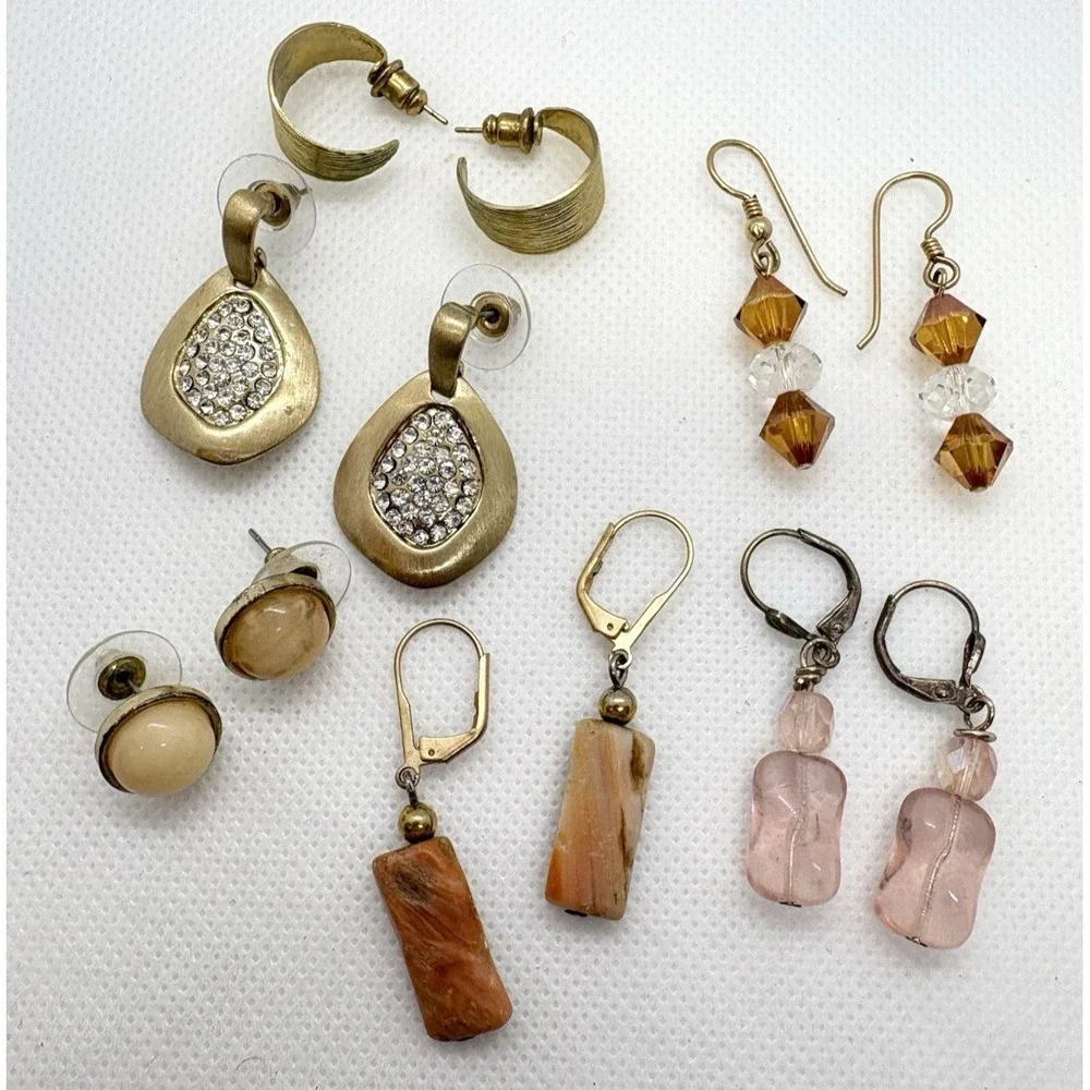 Lot of 5 Pairs Vintage Earrings‎ Gold Tone Crystal Rhinestone Glass Shell Pink